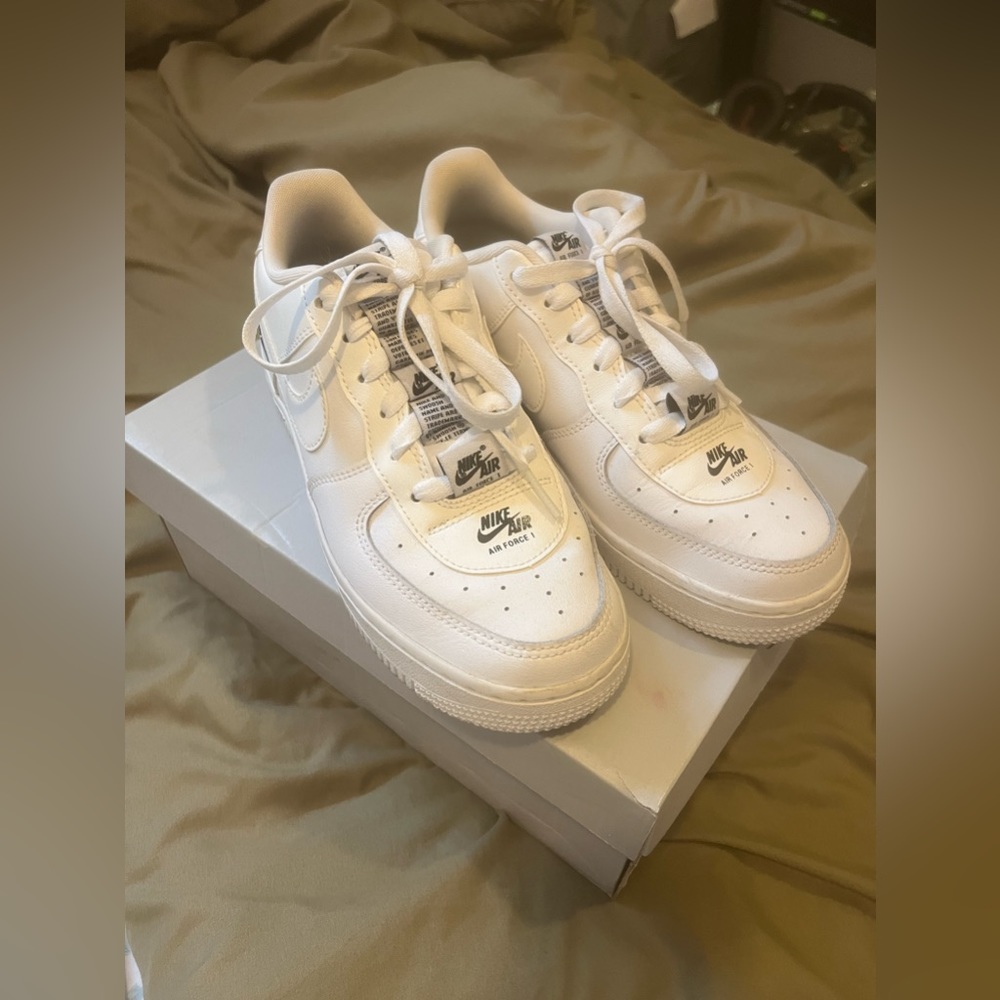 Air Force 1 LV8 3